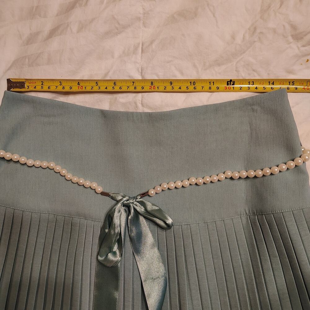 Kenzie Pleated Pearl Bow Mini Skirt Coquette Balletcore Size 6 - Picture 5 of 10